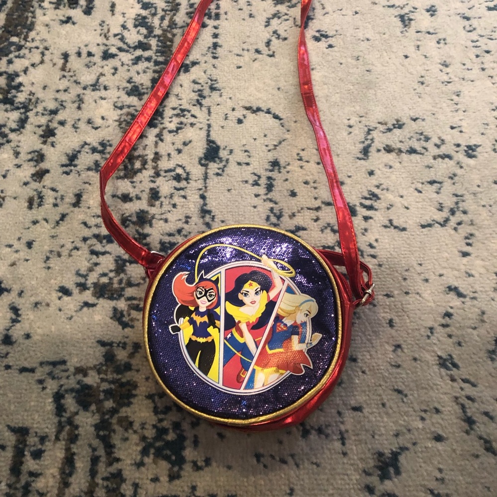 Wonder Woman, cat woman bag girl power